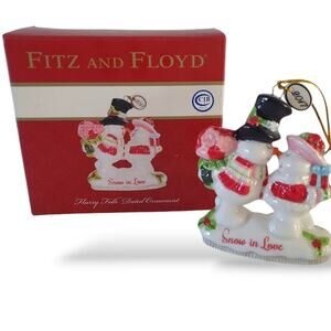 Fitz & Floyd Collectable Snow In Love Ceramic 2017 Christmas Tree Ornament w Box